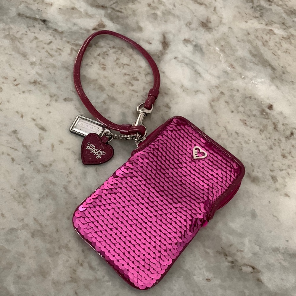 Coach wristlet wallet